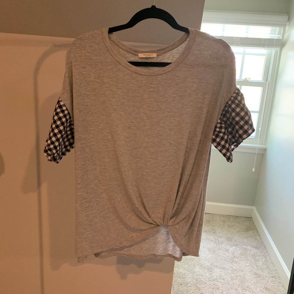 Grey T with plaid ruffle sleeves